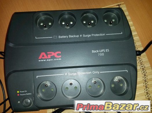 APC BACK UPS ES 700 – fotografie 2