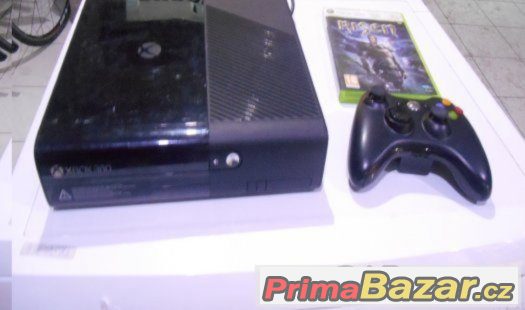 Konzole Xbox 360 E 360® 4GB+Hra – fotografie 2
