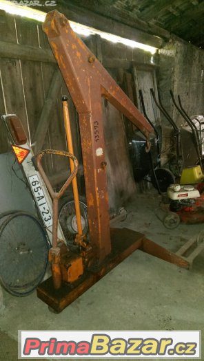 vysokozdvižný vozík / hydraulický olejový zvedák / žirafa – fotografie 4