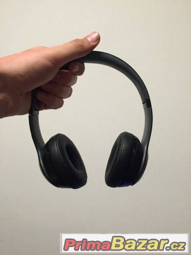 Sluchátka Beats Solo 2.0 Wirelles – fotografie 3