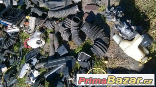 Ford Fiesta,Escort,Mondeo,Scorpio,Transit - – fotografie 4