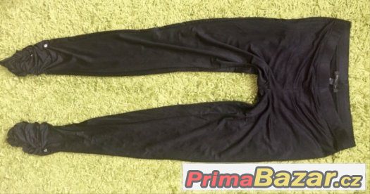 MANGO znackove luxusni syte cerne leginy S – fotografie 3