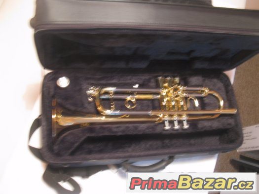 Bb trubka, trumpeta Thomann TR400 + kufr – fotografie 1