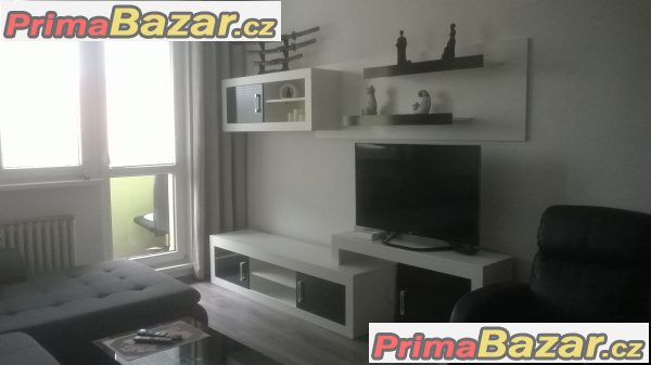 Prodaná obývací stěnu – fotografie 2