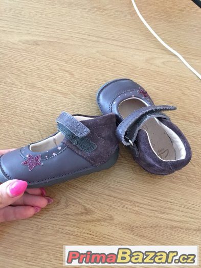 Kožené boticky Clarks NOVE – fotografie 2