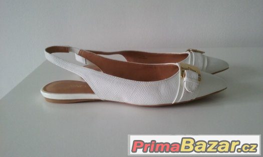 Bílé kožené baleríny s volnou patou zn. NINEWEST – fotografie 1