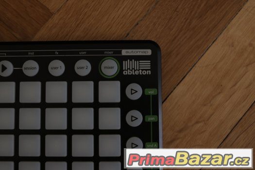 NOVATION LOUNCHPAD – fotografie 3