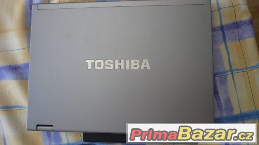 Toschiba Tecra M9,C2D T7500,2-GBram,Nvidia 130M – fotografie 2
