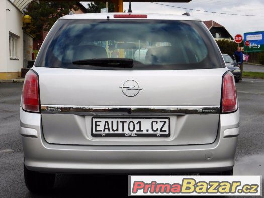 OPEL ASTRA COMBI 2006 1.6i 77kW KLIMA 1.MAJITEL 10xBAG – fotografie 5