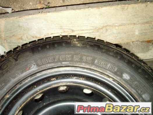 Prodám dojezdovou rezervu-Bridgestone na disku-levně – fotografie 2