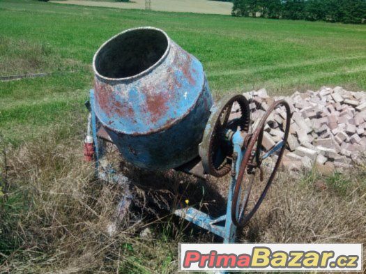 Stavební míchačka v dobrém stavu – fotografie 1