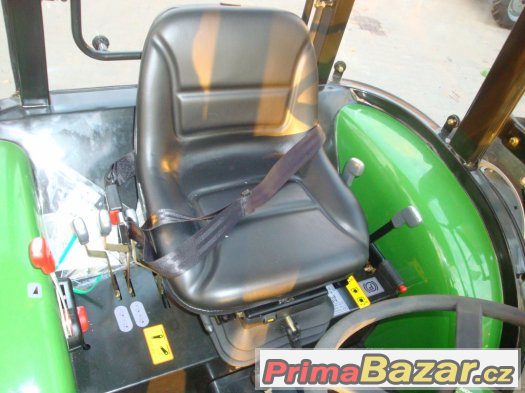 Nový traktor CHERY CR304 s kabinou, 30 Hp na SPZ, 4x4 – fotografie 3