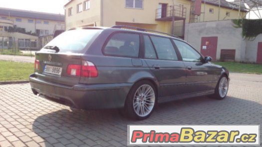 BMW E39 r.v.2003,525D,200ps,Mpacket,Mtechnik,po servise TOP – fotografie 3