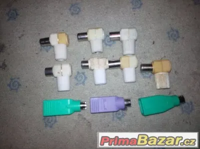 koncové konektory na koaxialní kabel a redukce z usb na ps/2