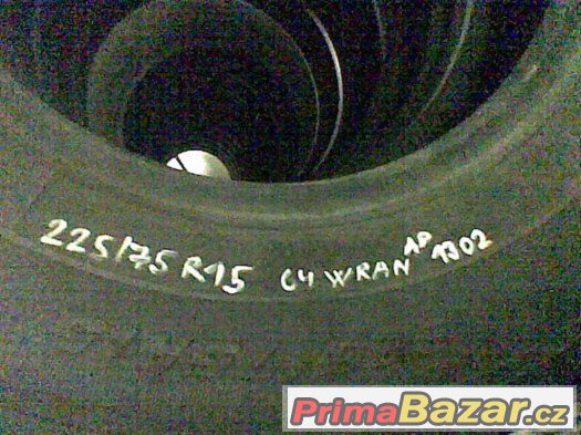 225/75 R15 univerzální GoodYear – fotografie 3