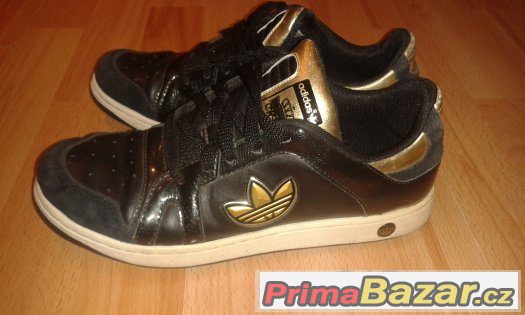 Adidas boty – fotografie 1