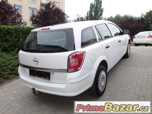 Opel Astra 1.7CDTI 81kW Koup.ČR,Servisní kniha,Tažné zařízen – fotografie 5