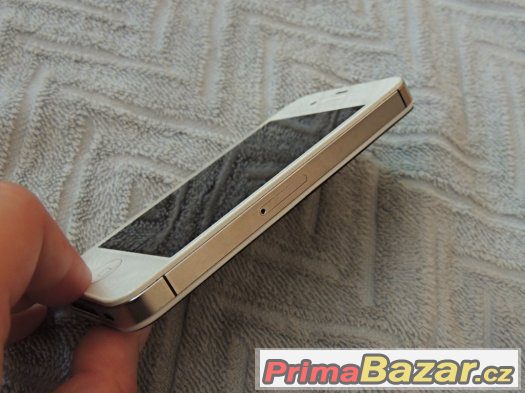 iPhone 4S Apple bily – fotografie 1
