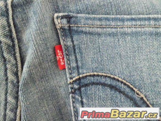 Kalhoty džíny značka Levis dámské – fotografie 5
