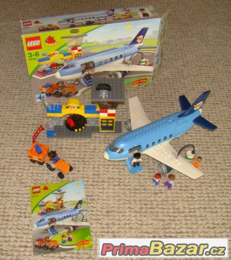 Lego Duplo Letadla, Vrtulníky a Letiště – fotografie 2