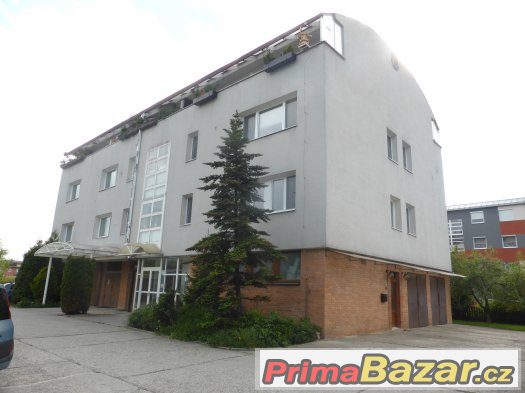 K prodeji atypický dvoupodlažní mezonetový byt 130 m2 Zlín – fotografie 4