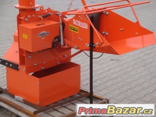 Štěpkovač WC-8 za traktor, drtič větví do 20 cm průměru – fotografie 1