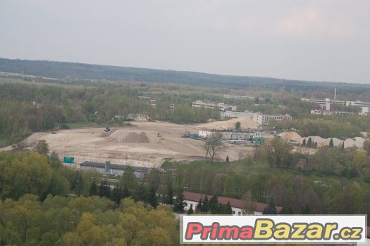 Rozlehlý pozemek v Milovicích na Labem – fotografie 4