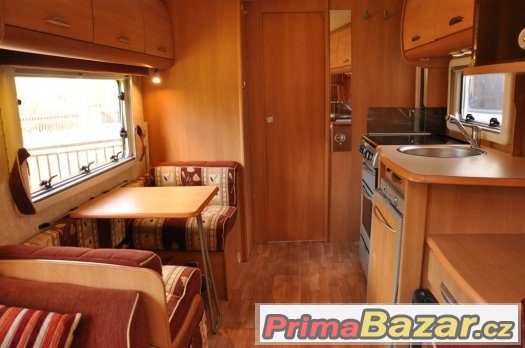 karavan SWIFT Challenger 530 SE, 4 osoby, r.v. 2006 - AKCE – fotografie 5