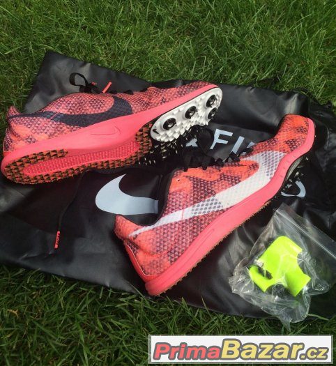 Tretry nike zoom W 4 – fotografie 1