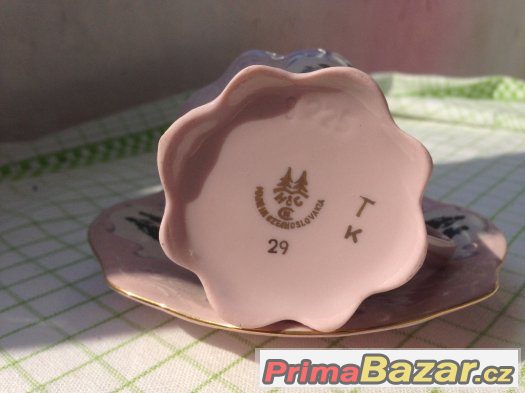 Ruzovy porcelan – fotografie 1
