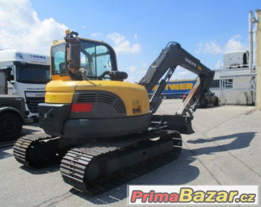 Pásový bagr Volvo ECR88 – fotografie 1