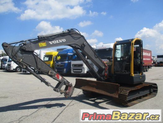 Pásový bagr Volvo ECR88 – fotografie 2
