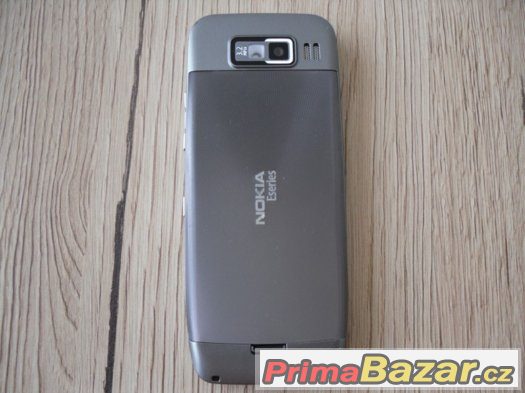 Nokia E52, 3.2MPx, perfektní stav, plně funkční, stříbrná. – fotografie 2