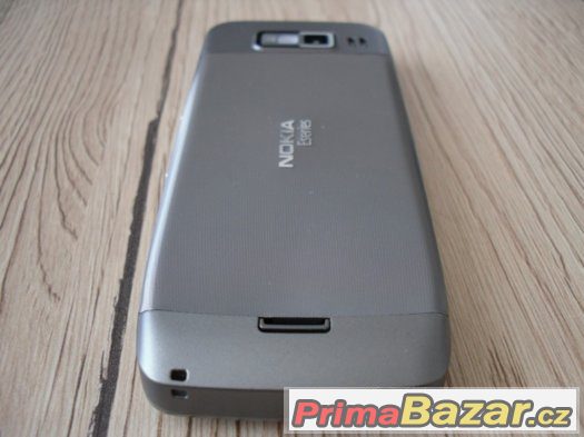 Nokia E52, 3.2MPx, perfektní stav, plně funkční, stříbrná. – fotografie 4