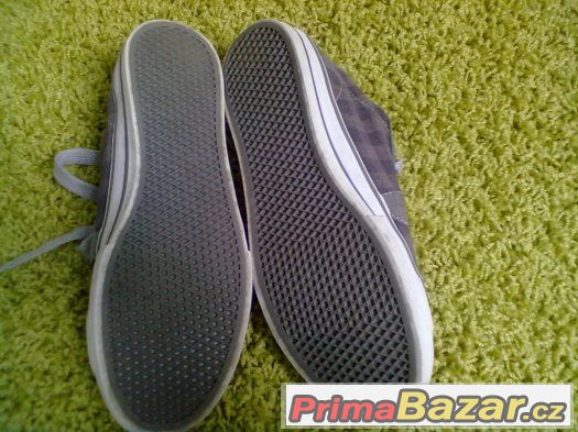 boty vans 2x – fotografie 3