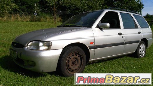 Ford Escort 1.4 combi – fotografie 1
