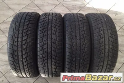 Zimní pneu Nokian WR SUV3 - 225 60 17 , skoro nové 8mm