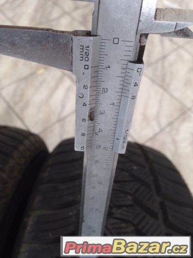 ZIMNÍ PNEU Maxxis 225/60 R17 skoro nové vzorek 9mm – fotografie 5