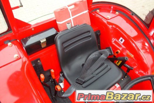 Traktor DongFeng 504G3 s kabinou a výkonem 50 Hp na SPZ – fotografie 3