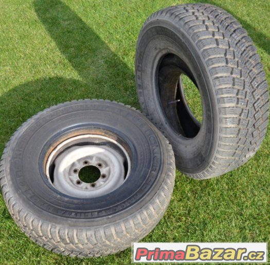 Zimní pneu NOKIAN LT 265/75 R16 – fotografie 4
