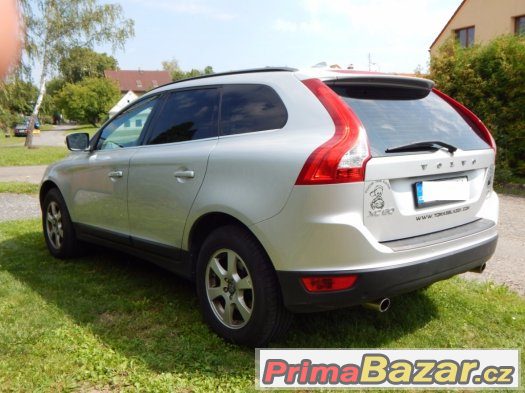 VOLVO XC60 D3 AWD 2.4 Drive-E – fotografie 1