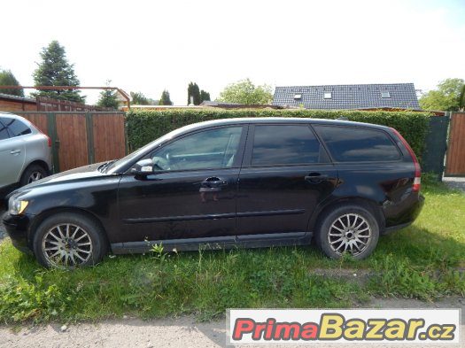 Volvo V50 2.0D, plná výbava, xenon, nová STK – fotografie 2