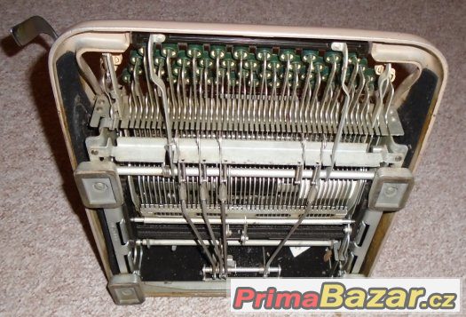 Retro psací stroj CONSUL – fotografie 3