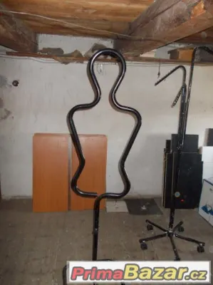 Prodám plochou figurínu na vystavení zboží.