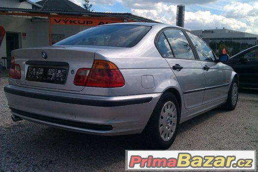 BMW 318i  r.:2000 sedan – fotografie 3