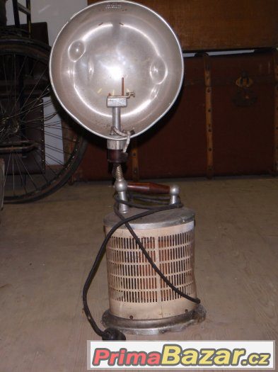 HANAU STAROŽITNÁ LAMPA (1931) – fotografie 1