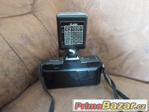 Prodám starý foťák Naikei s bleskem. Cena 500,- Kč. Email: j – fotografie 2