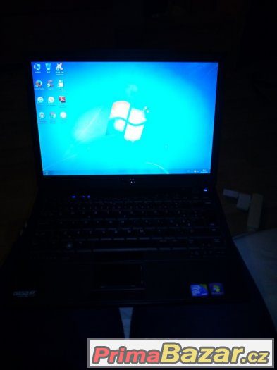 Dell Latitude E4300 – fotografie 2