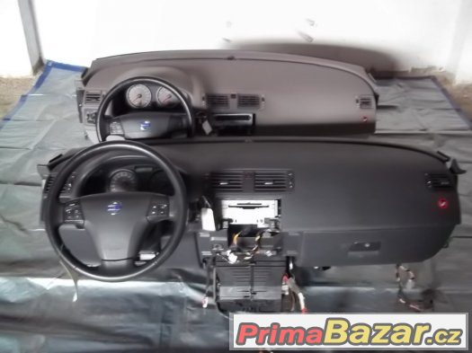 Volvo V50/S40II palubní deska airbag – fotografie 1