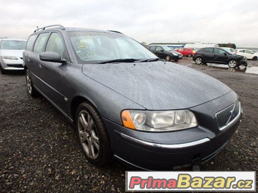 Volvo V70II D5 136kw automat 6Q - náhradní díly – fotografie 1